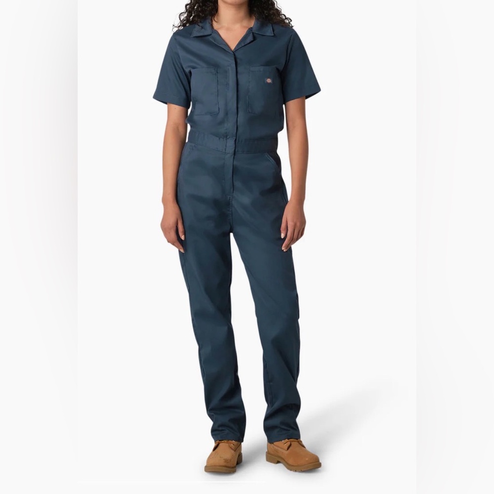 Dickies Women's Short-Sleeve Utility Jumpsuit in Dark Navy